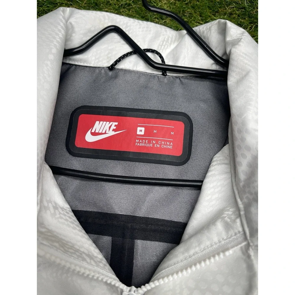 Nike Coat Mens Medium White Gray Full Zip Tech Jacket Winter Coat Rain 2000s